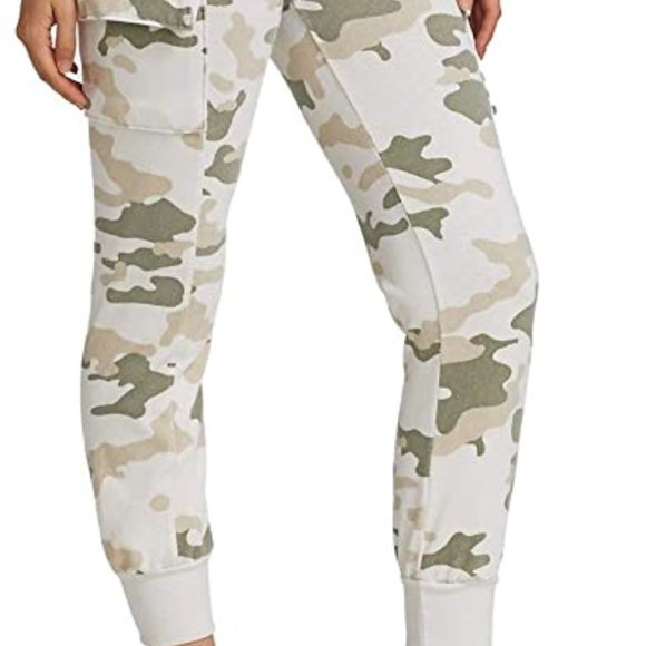 Sundry Camo Pocket Cargo Jogger Sweatpants - Picture 2 of 4
